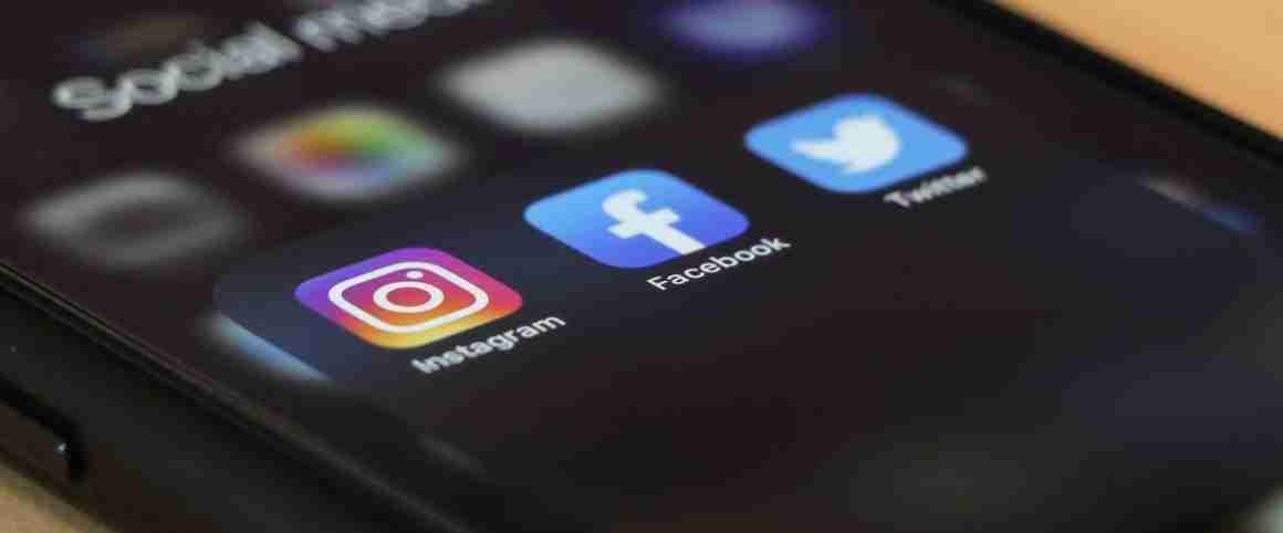 instagram-facebook-twitter-apps-op-telefoon
